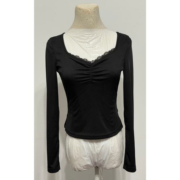 ROMWE Tops - Romwe Womens Ribbed Knit Ruched, Lace Trim Top sz S Career Office Black Y2K